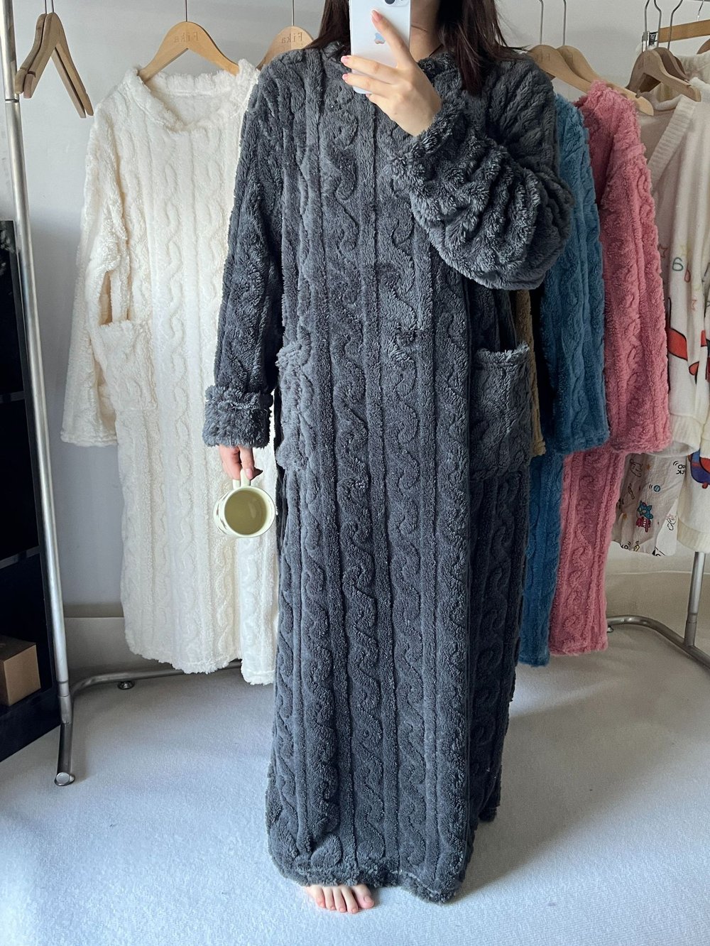 Serenità - Coral Velvet Night Dress