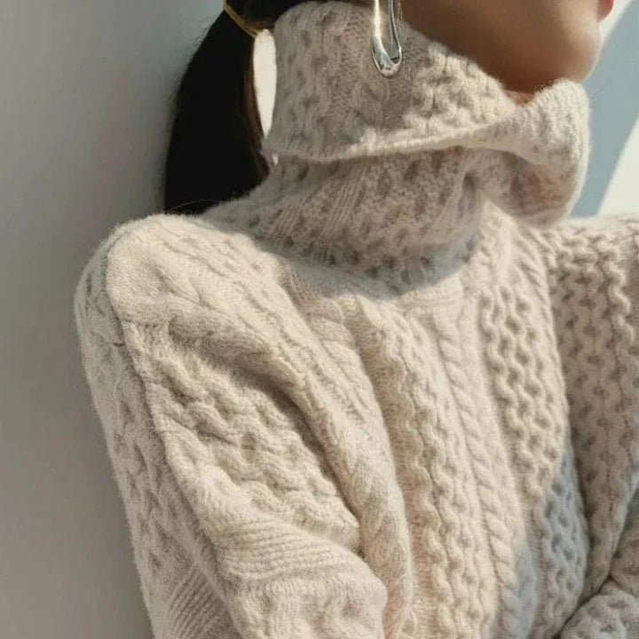 CASHMERE COUTURE TURTLENECK SWEATER