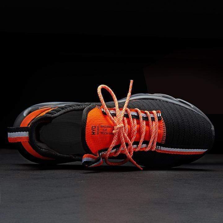 HYD Sneakers