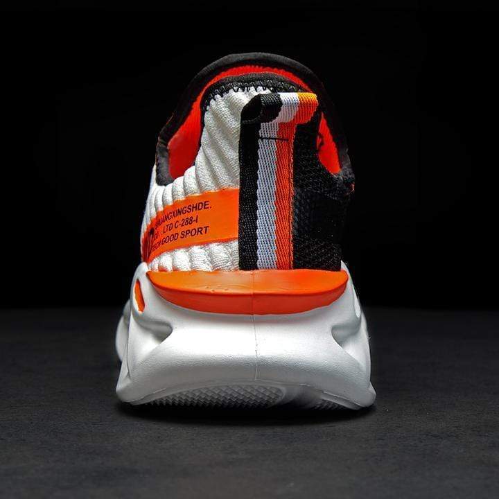 HYD Sneakers