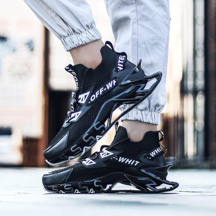 Chase Sneakers