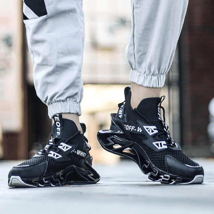 Chase Sneakers