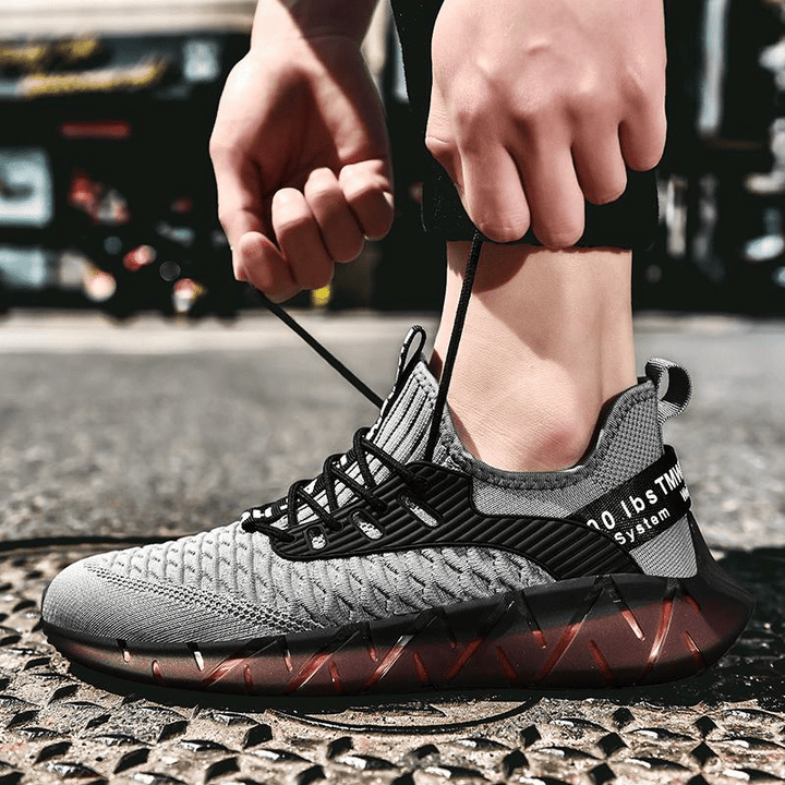 Ryder Sneakers