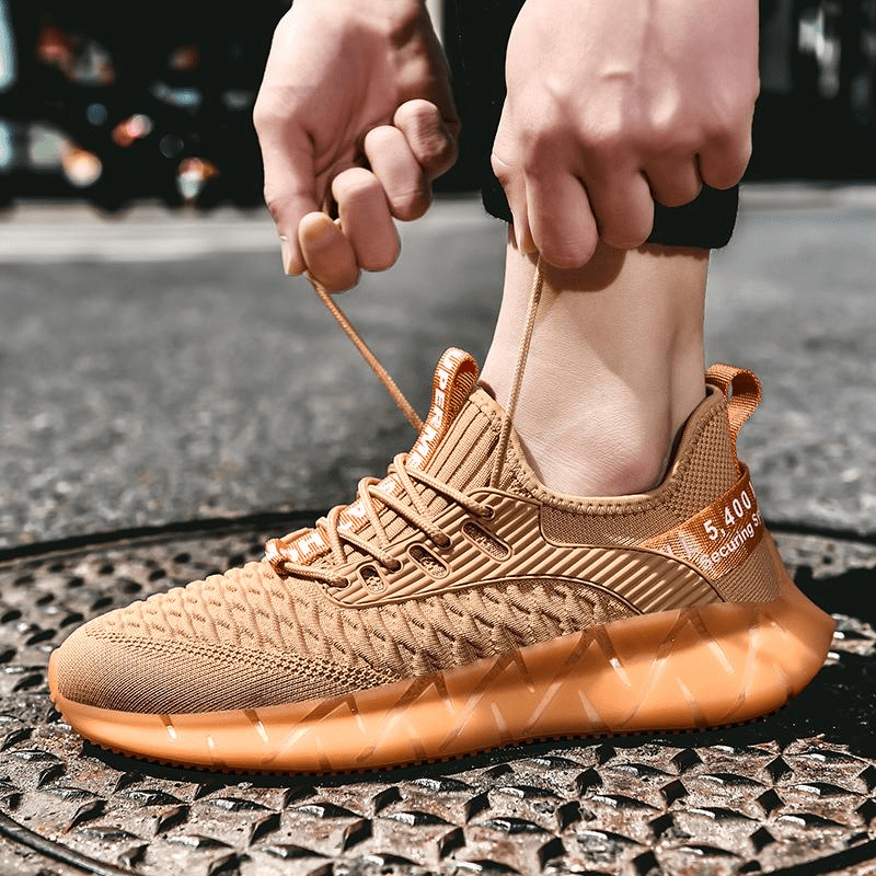 Ryder Sneakers