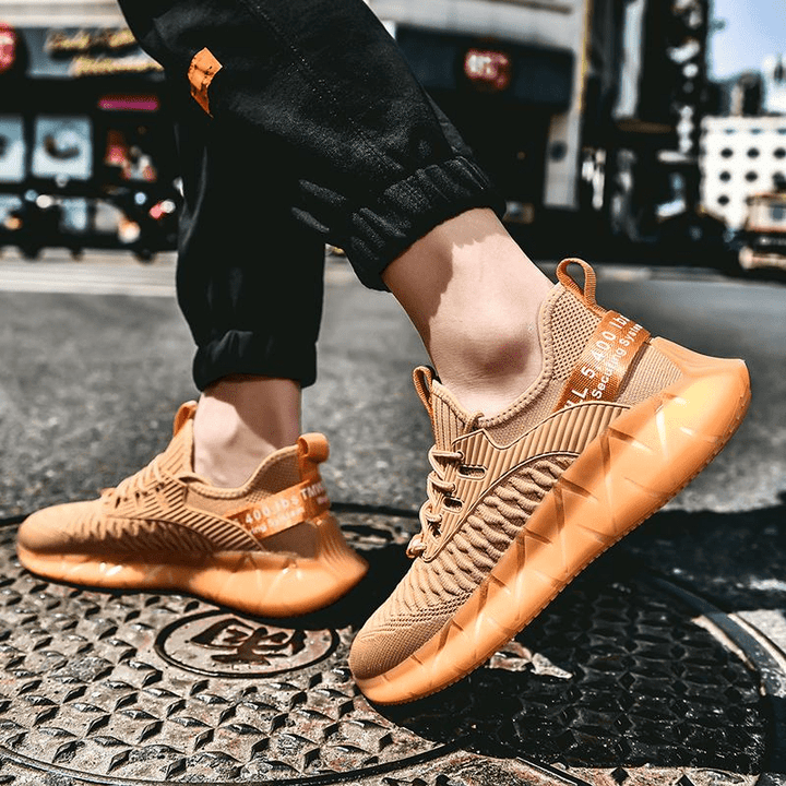 Ryder Sneakers