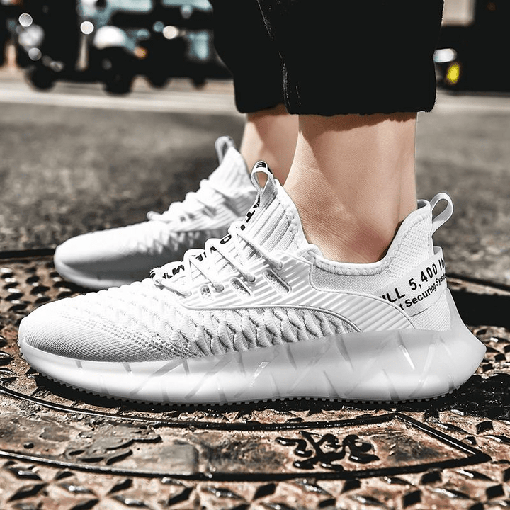 Ryder Sneakers